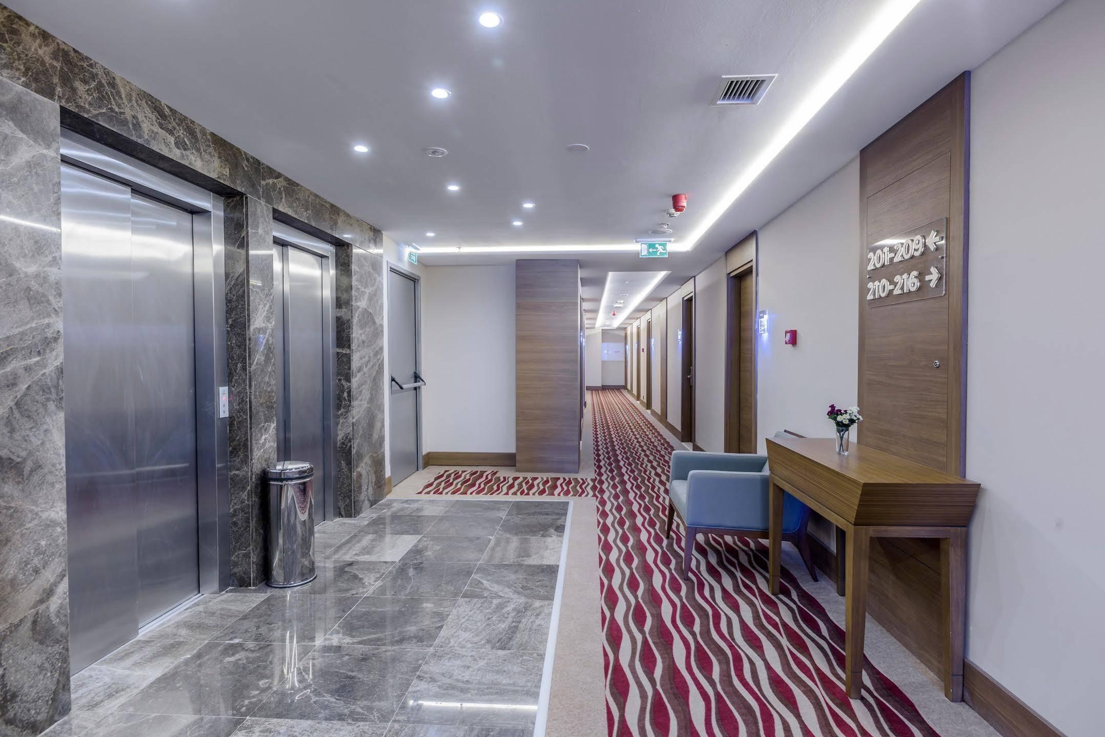 Nearport Hotel Sabiha Gokcen Airport Istanbul Ngoại thất bức ảnh